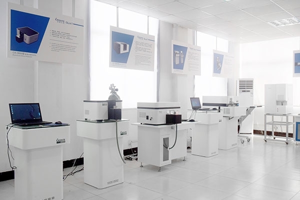 光電直讀光譜儀 /cxyq/20190814094552-Ft-HM2ywBJz7NYc3Uq_jNyrgxTk4.jpg