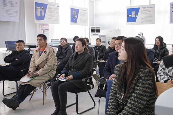 創想儀器銷售動員會議 /cxyq/20220215095557-FueGVvwWYsqpAVEt0EJS3FFxrNUX.jpg