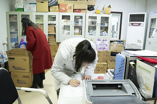 領取節日禮品 /cxyq/20220308093922-Fh9u9AWvVJG5cMLT2xKi6UaOVff1.jpg