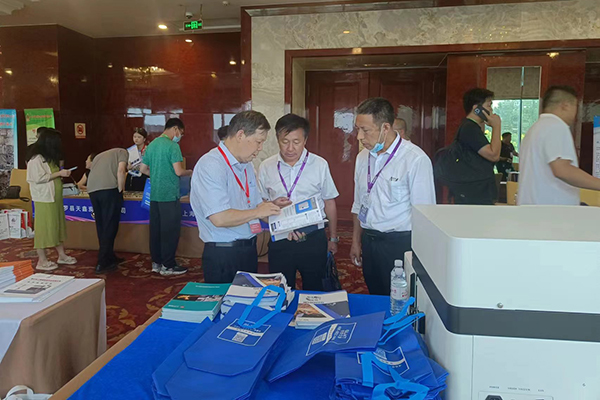 創想儀器展臺-直讀光譜儀 /cxyq/20230915113406-FlxHzrO1I9mwolMS4AGJ4v0Ac3UJ.jpg