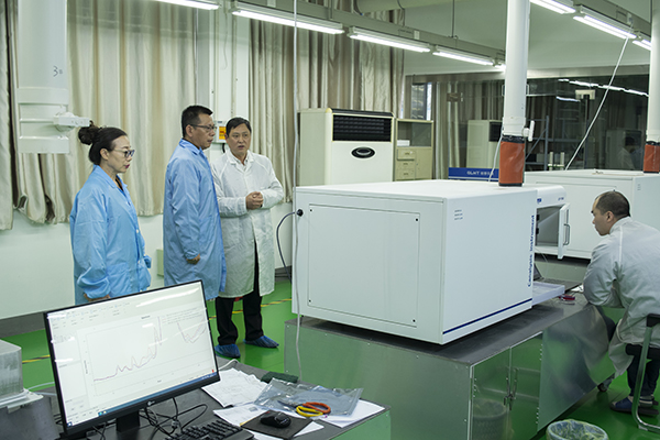 張副會長一行參觀創(chuàng)想儀器 /cxyq/20240328105505-FpWFOcxB89HlFXRZLK6wCqObG3gj.jpg